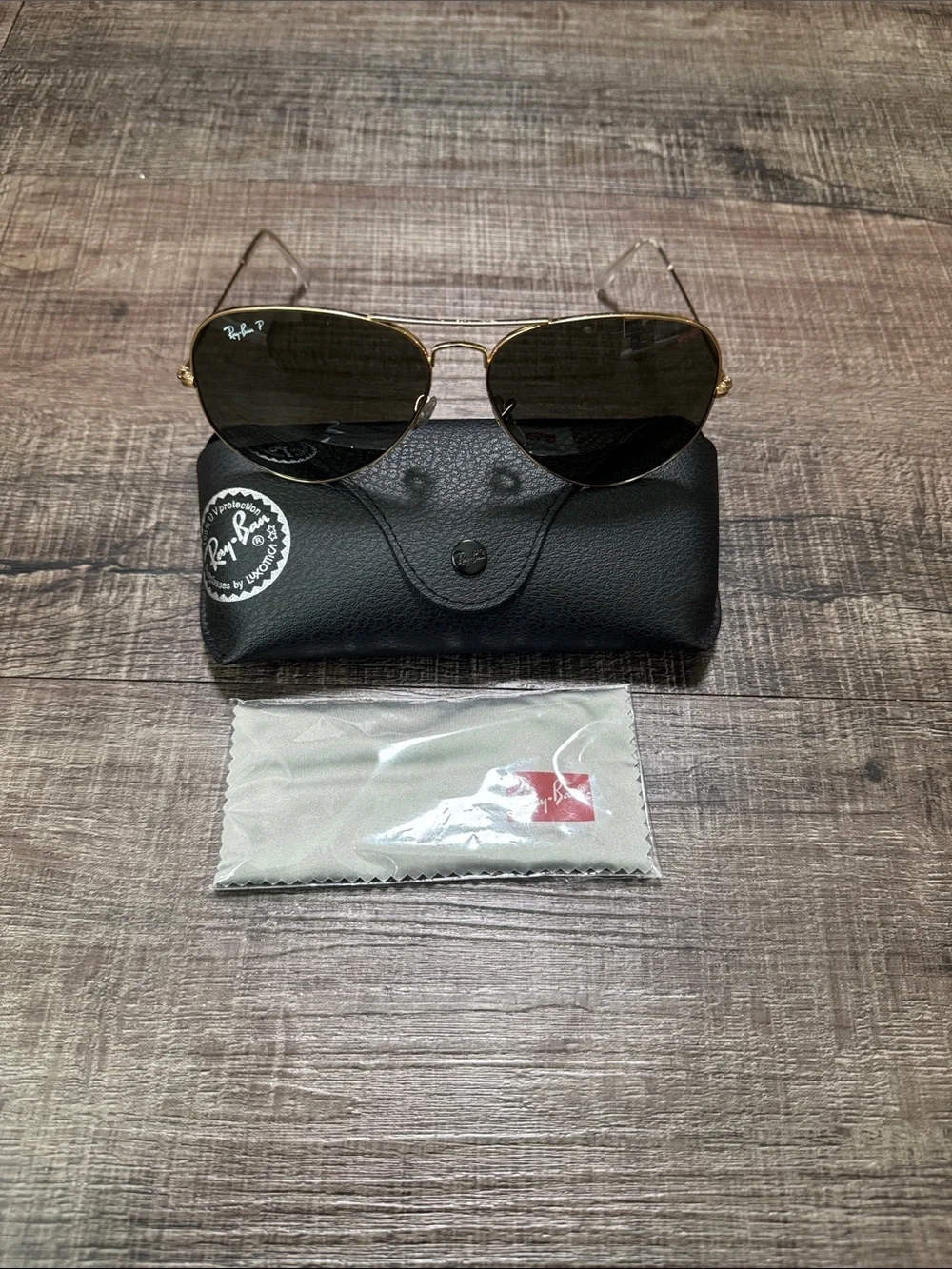 Ray-Ban RB3025 Aviator Classic Gold Frame Sunglasses